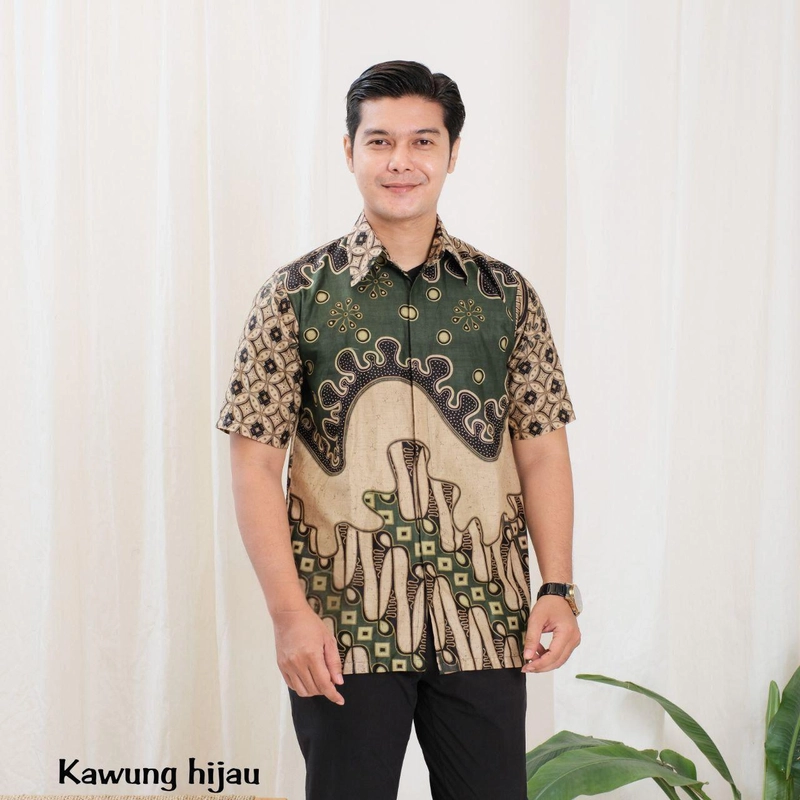 Product image Kois Batik - Batik Pria Dewasa Lengan Pendek Terbaru motif kawung M Kawung hijau