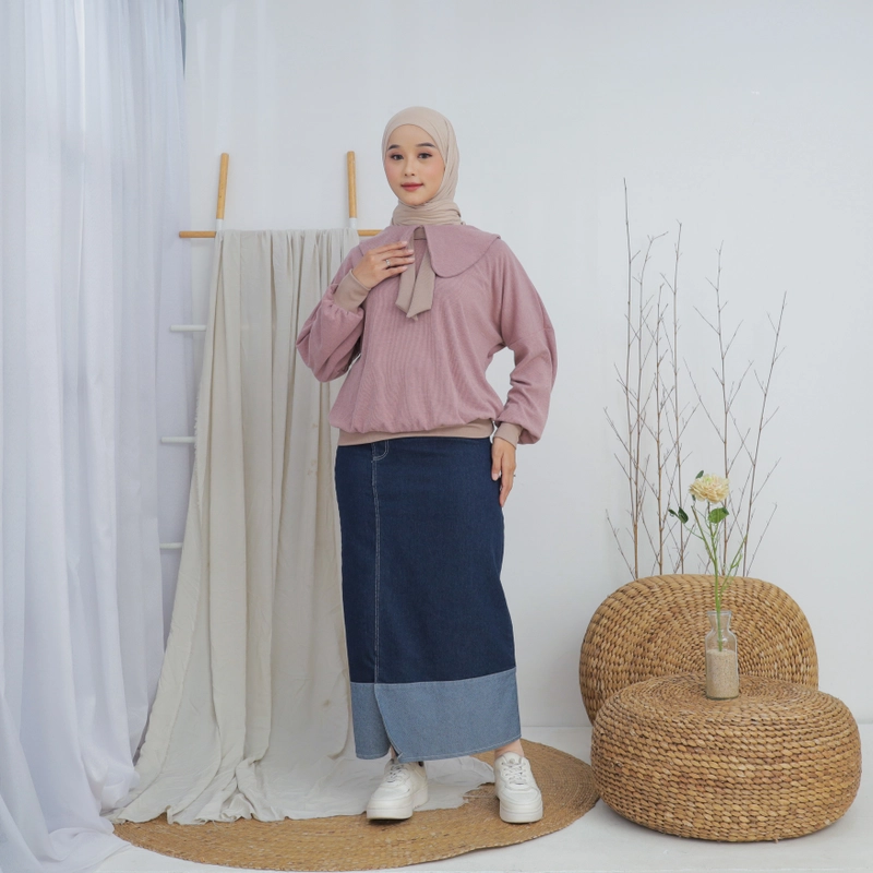 Product image Sseolshop - SSEOLSHOP - Jennie baju atasan wanita terbaru 2025 bahan knit premium warna pink dan brown nude ukur M Pinknude