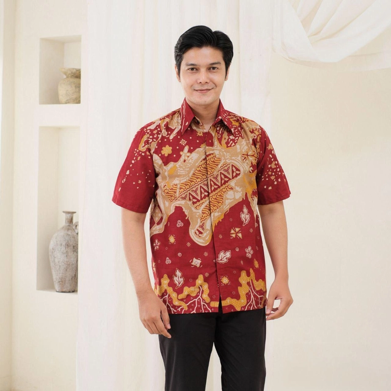 Product image Kois Batik - Atasan Batik Coupel Modern Blouse Wanita Dan Hem Pria Kekinian Motif azzura merah M Hem azzura merah