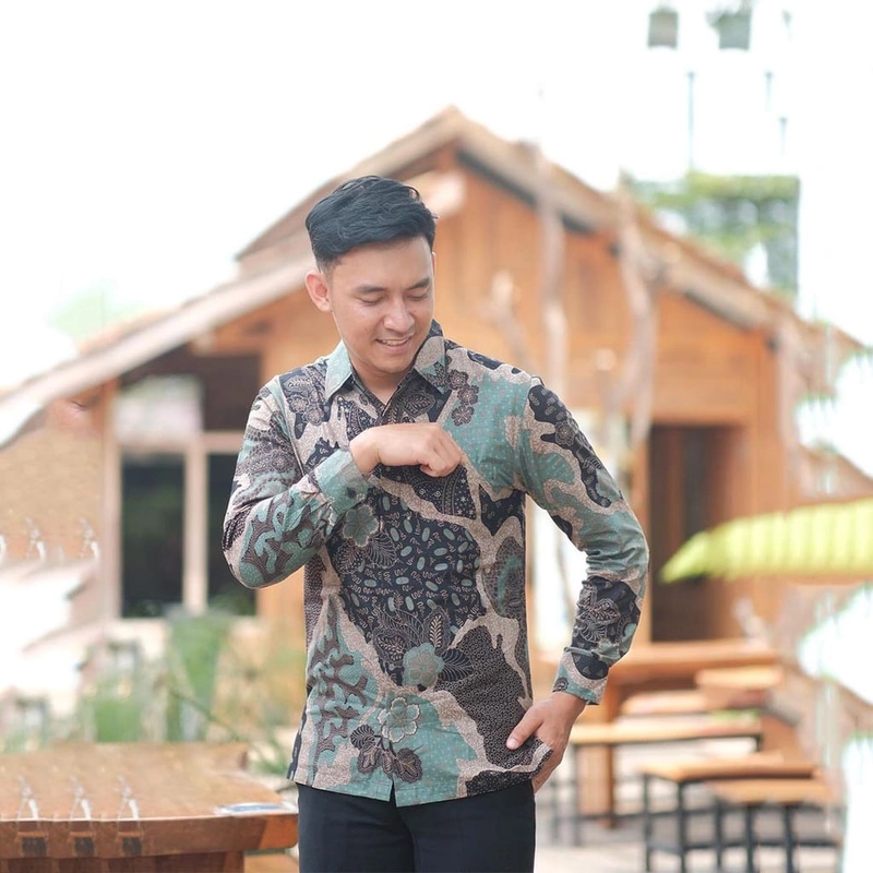 Product image MODEL TERBARU - Sett Couple Kebaya Batik Putri Tunik Baju Batik Tunangan Pakaian Lamaran untuk Wisu ATASAN SAJA SAGE GREEN
