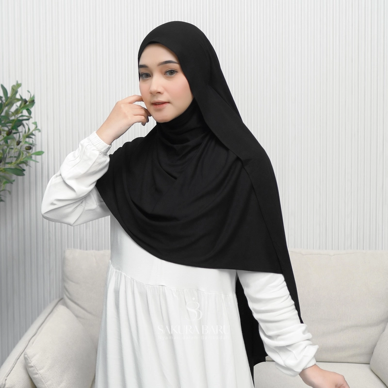 Product image Sakura Baru X Willofi - Hijab Pashmina Luvina Rayon Anti UV & Anti Bakteri Muslim Kerudung Wanita T All Size Hitam