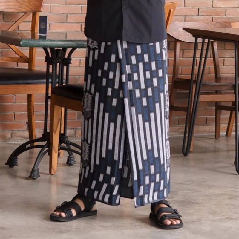 Product image Kois Batik - Sarung dewasa motif pinto aceh bagus banget Sarung dewasa120x220 Biru