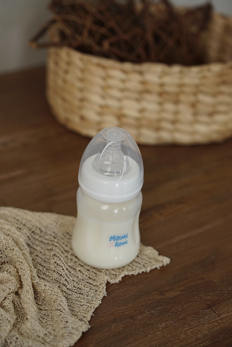 Product image MOMI HOMI Botol Dot 03 Wideneck 180ml Botol Susu Bayi PP Tahan Panas BPA FREE 180ml Putih