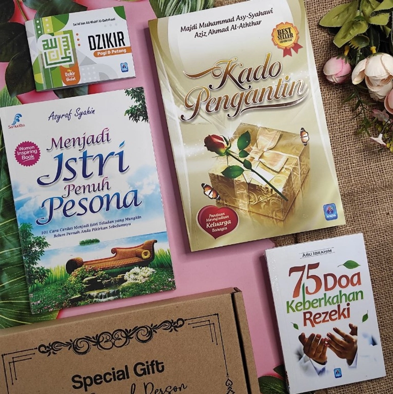 Product image Pustaka Arafah - Paket Buku Hampers Kado Pernikahan Hampers Kado Nikah