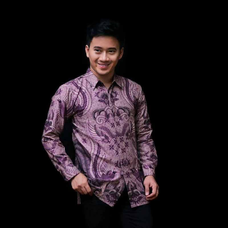 Product image Kois Batik - Kemeja batik pria dewasa ungu muda M Ungu muda