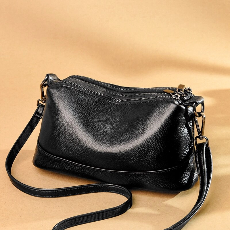 Product image CBL - Tas Selempang Wanita Clutch Risa CBLB54RSA AllSize Hitam