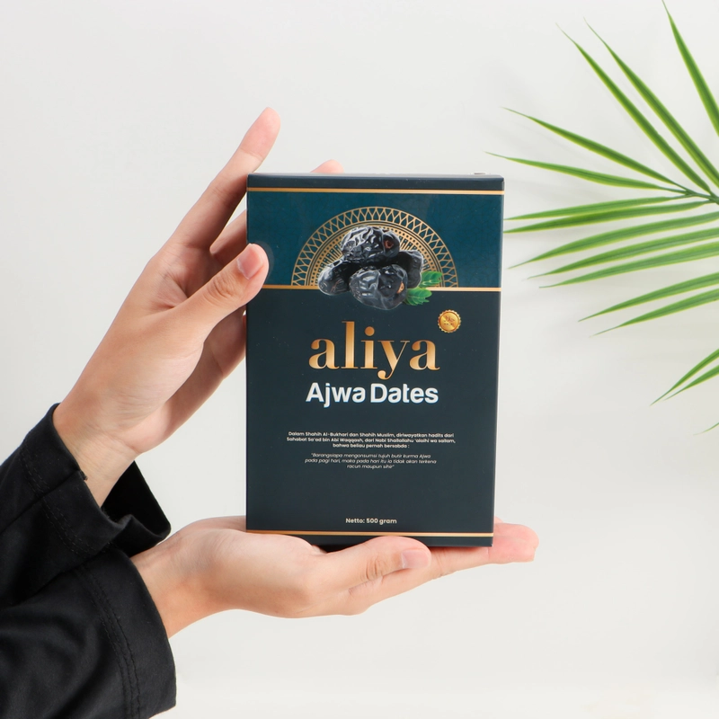 Product image Aliya - Kurma Ajwa Premium 7 butir Kurma