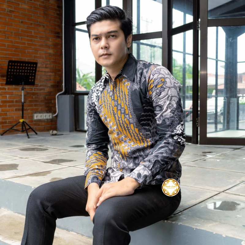 Product image Kemeja Batik New Slimfit Tebal Halus dan Tidak Luntur A2 M Motif A2