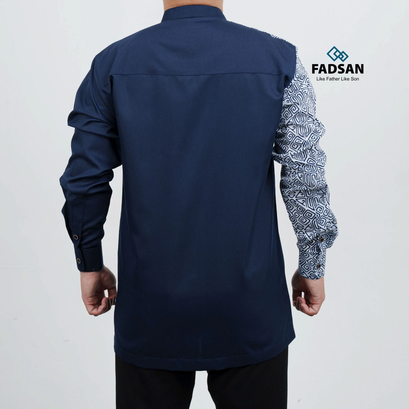 Product image FADSAN - Koko Batik Couple Lengan Panjang Ayah & Anak Warna Navy Blue - Anantara Series SIZE ANAK XS ANANTARA NAVY BLUE