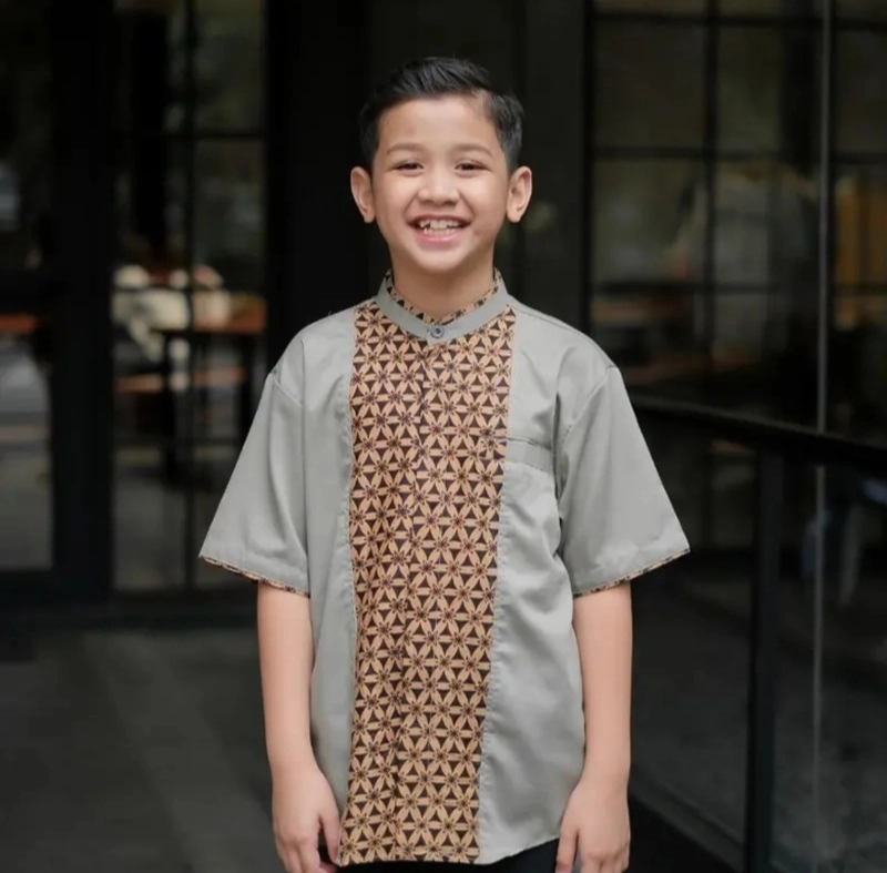 Product image Kois Batik - COUPLEN BAJU KOKO AYAH DAN ANAK ARJUNA NEW TERBARU WARNA HIJAU SAGE M Anak arjuna