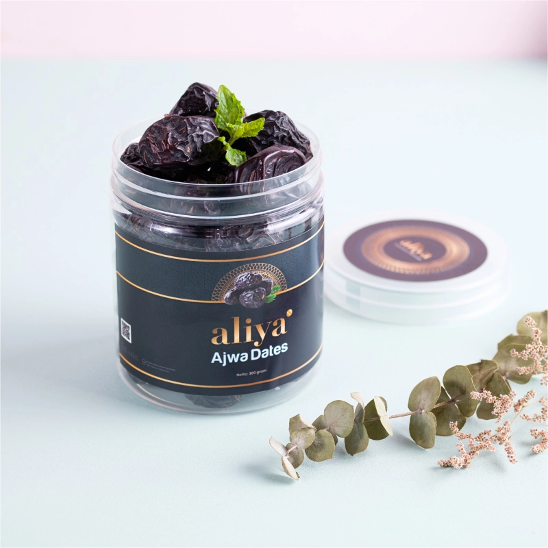 Product image Aliya - Kurma Ajwa Premium 7 butir Kurma