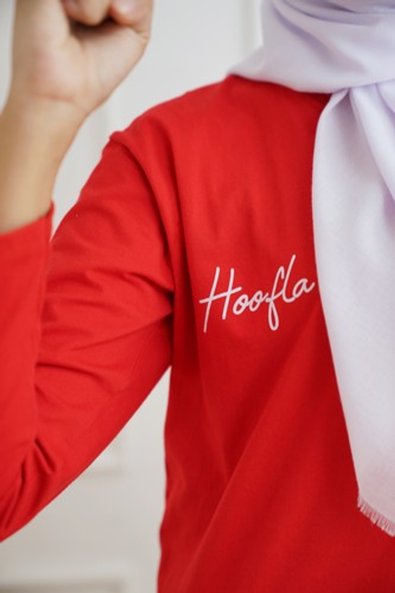 Product image Hoofla - Kaos Dewasa Panjang Lukita Sarimbit Series M Merah