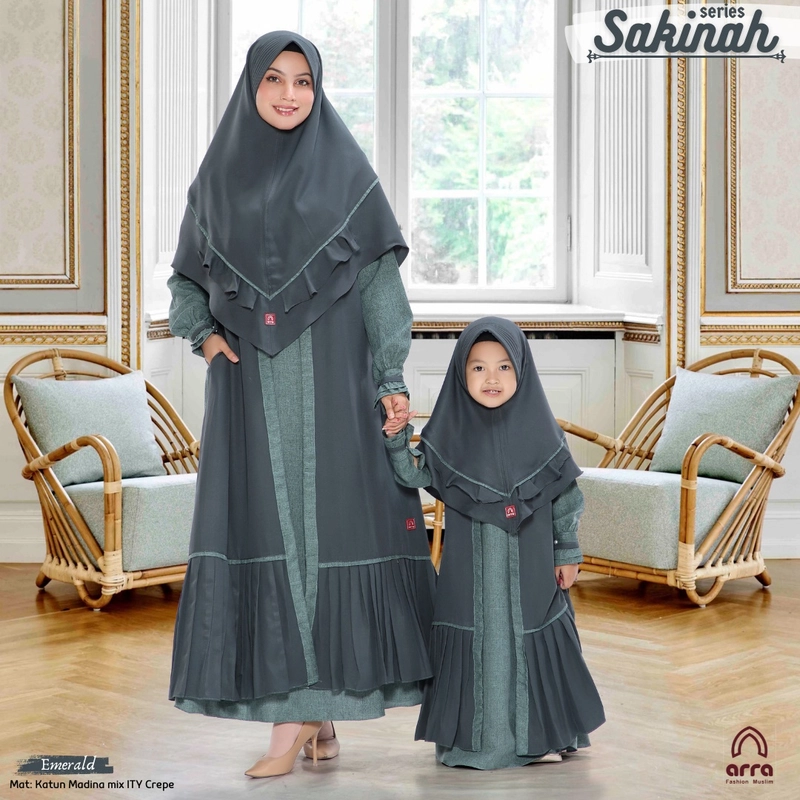 Product image Arra - Sarimbit Sakinah 03 Emerald S Khimar Anak