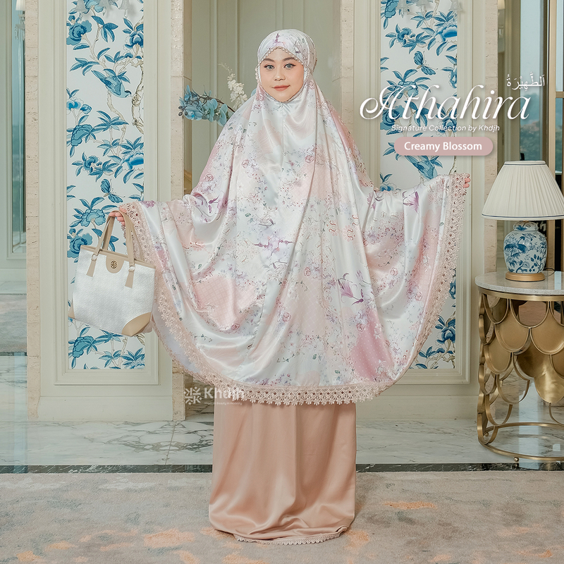 Product image KhadijahLabel Mukena Dewasa Jumbo Premium Signature Silk Renda Mewah Terbaru Athahira Edisi Lebaran Jumbo Creamy Blossom