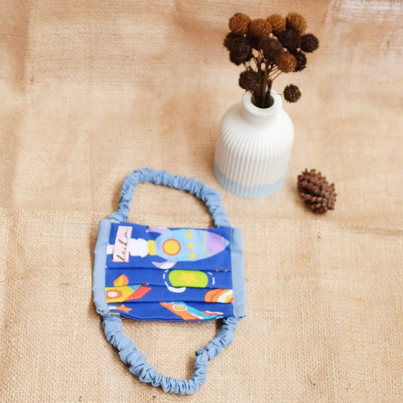 Product image MASKER KAIN KATUN ANAK HALUS KARET CEWE COWO LUCU EARLOOP HEADLOOP LEMBUT (2-4TH) 14 x 10 Cm 1