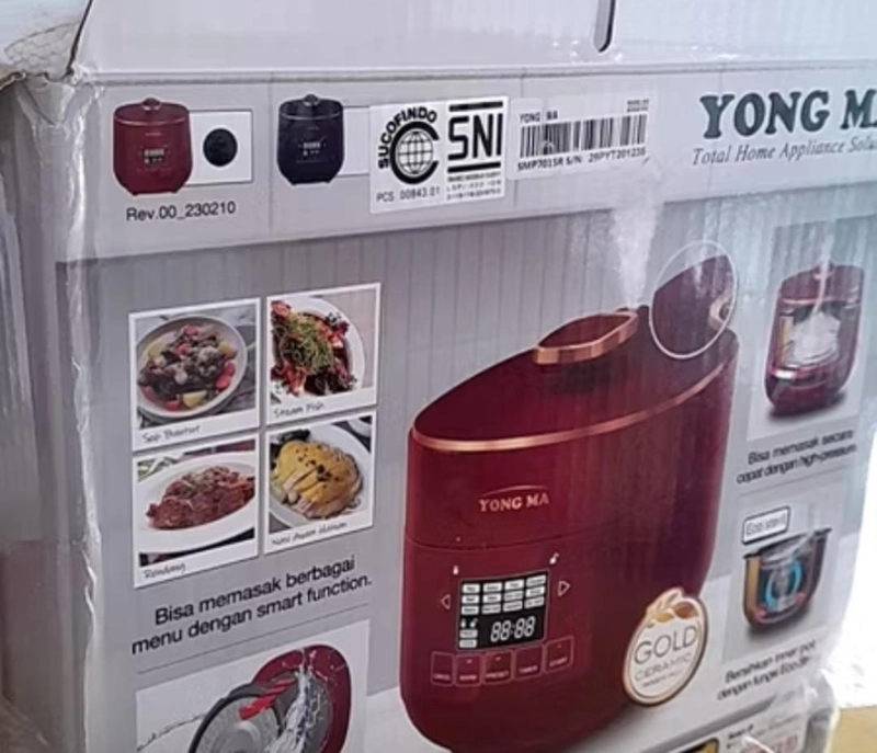 Product image Rizki Electronics - YONG MA Rice Cooker Pressure Cooker SMP 7015 0,8 L/jawa merah/biru