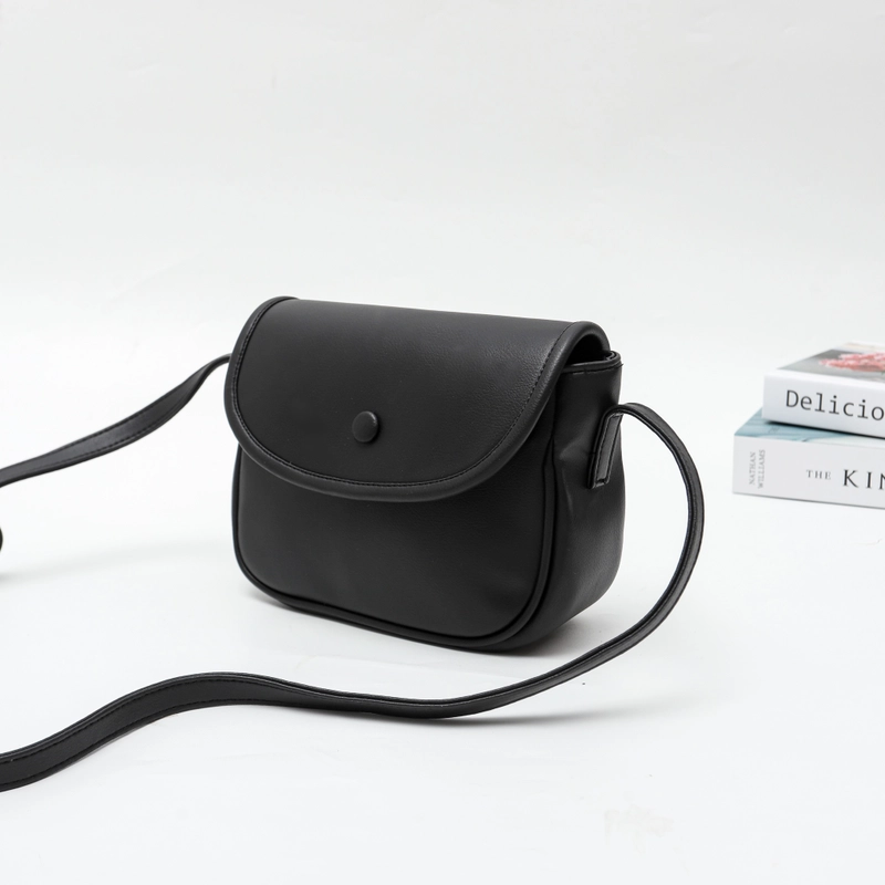 Product image Mania Shop - Tas selempang wanita Gavia semi kulit 350gr Hitam