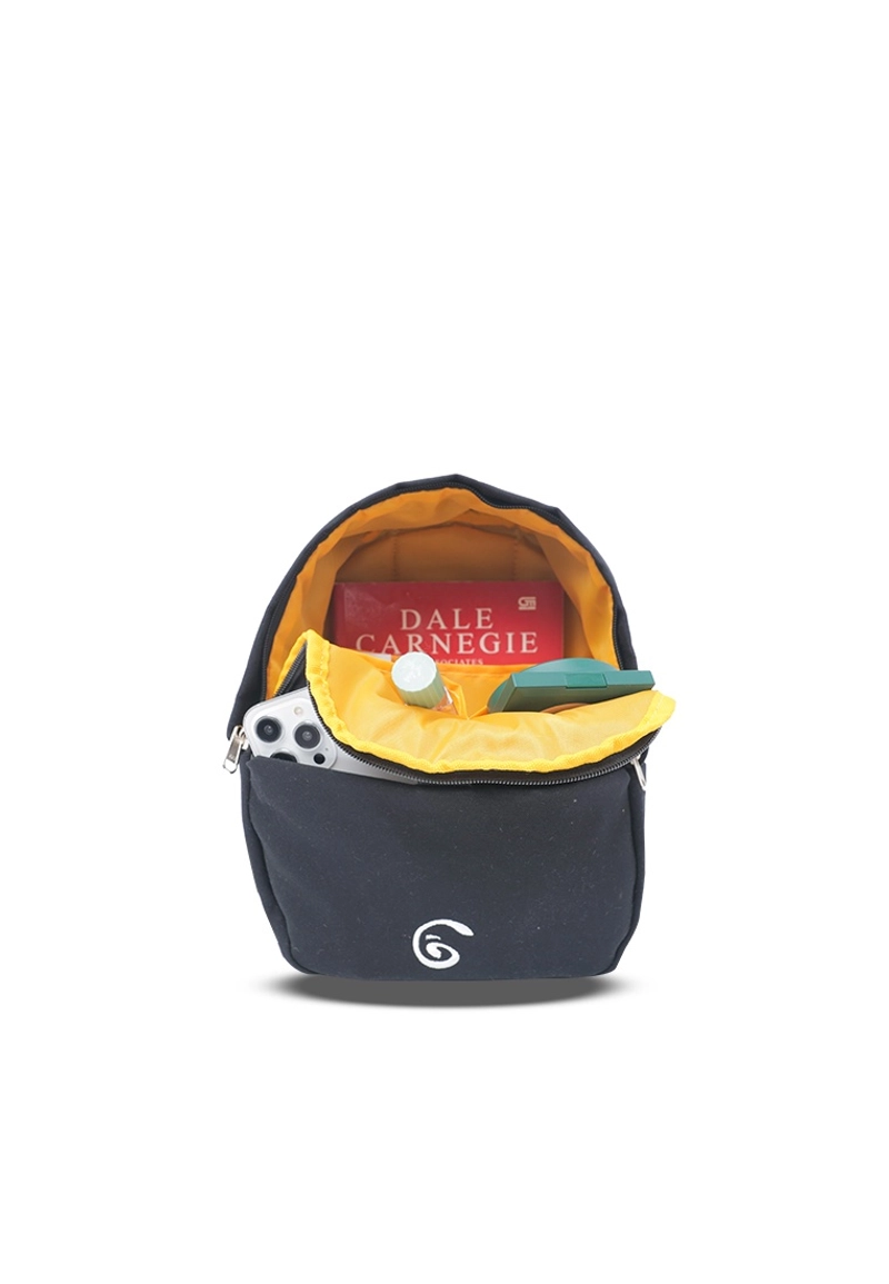 Product image Atva Bags - Atva Girls Station - Mini Backpack Oval Canvas New Finch Series 22x10x28 Black
