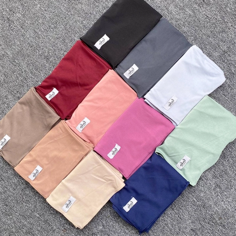 Product image Leika - PASHMINA INSTAN ANAK 7-13TH // PASTAN SWINGS ANAK // PASHMINA INSTAN OVAL // WARNA BLACK