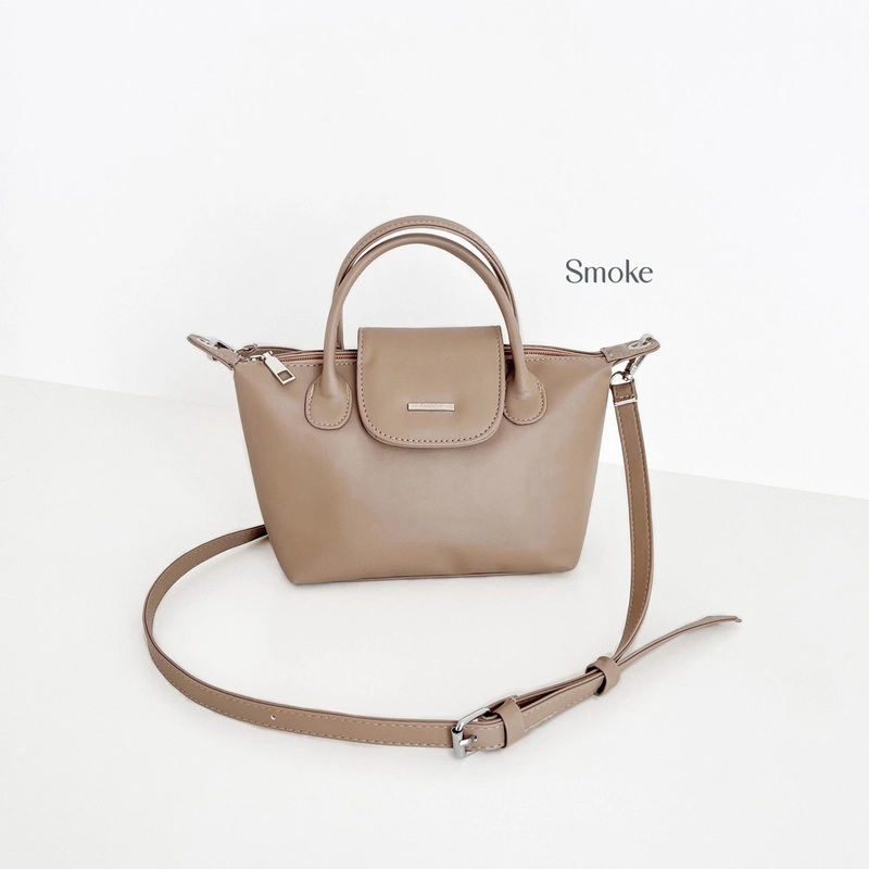 Product image Tweelyforbag - Cika Slingbag - Tweelyforbag - Tas Selempang Wanita - Tas Wanita 200 gr Smoke