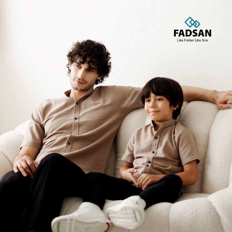 Product image FADSAN - Kemeja Couple Ayah dan Anak Lengan Pendek Polos Warna Sand - Tufy Series SIZE BAYI NO.1 TUFY SAND