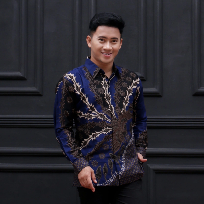 Product image Kois Batik - Kemejan lengan panjang batik lapis furing bagus sekali M Birukombinasi