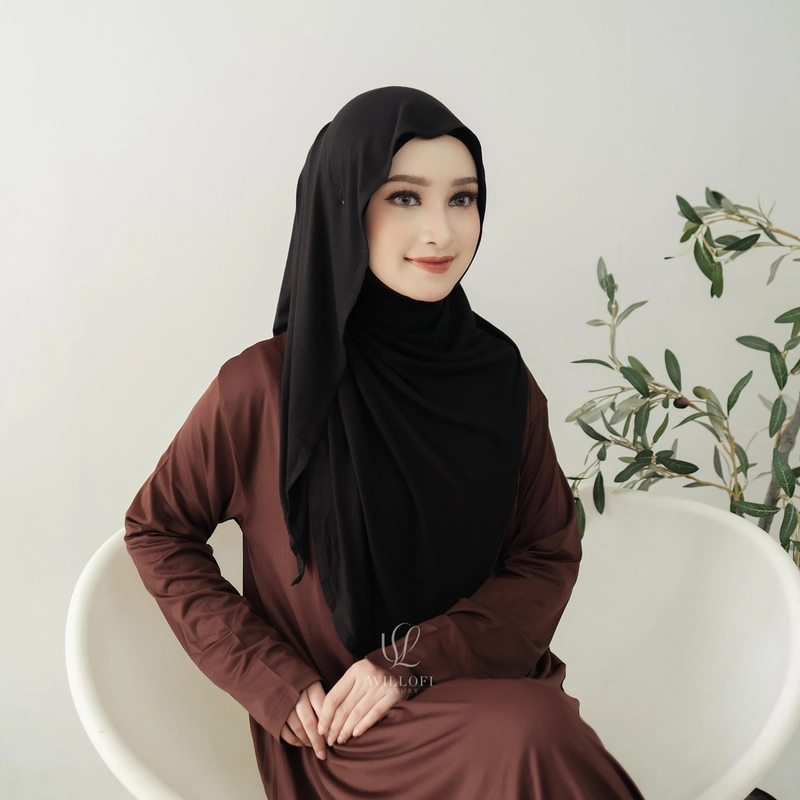Product image Sakura Baru - Sakura Baru X Willofi - Pashmina Instan Hania Oval Meleyoy Bahan Rayon 2026 All Size Hitam