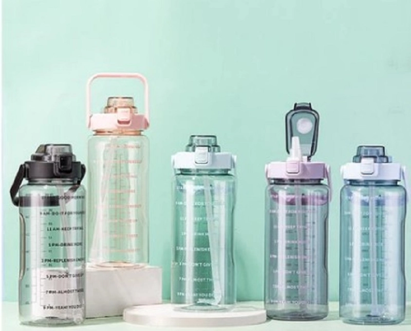 Product image Alcante - Botol minum Jumbo 2 LITER Motivasi 2000ml random