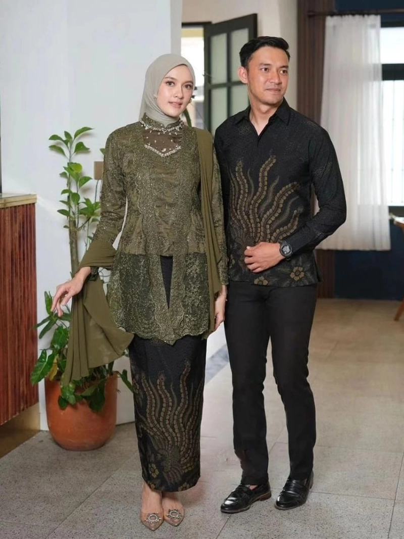 Product image COLLECTION SARJANA - Batik Couple Kamila - Kebaya Furing Satin - Brokat Tile Mutiara - Payet Mutiara Rok Saja Army
