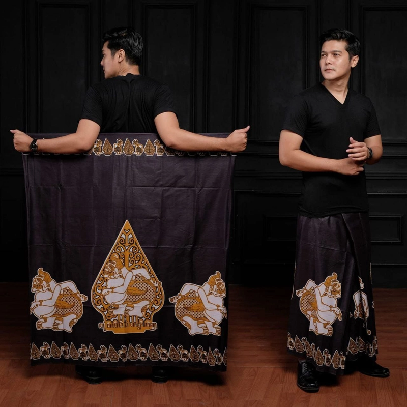 Product image Kois Batik - Sarung santri dewasa motif semar tiga Sarung dewasa semar tiga78