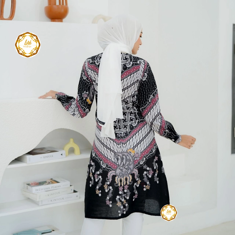 Product image Rambe Batik Indonesia - Couple Tunik Lakshani Modern dan Exclusive Kemeja Saja Size M Lakshani