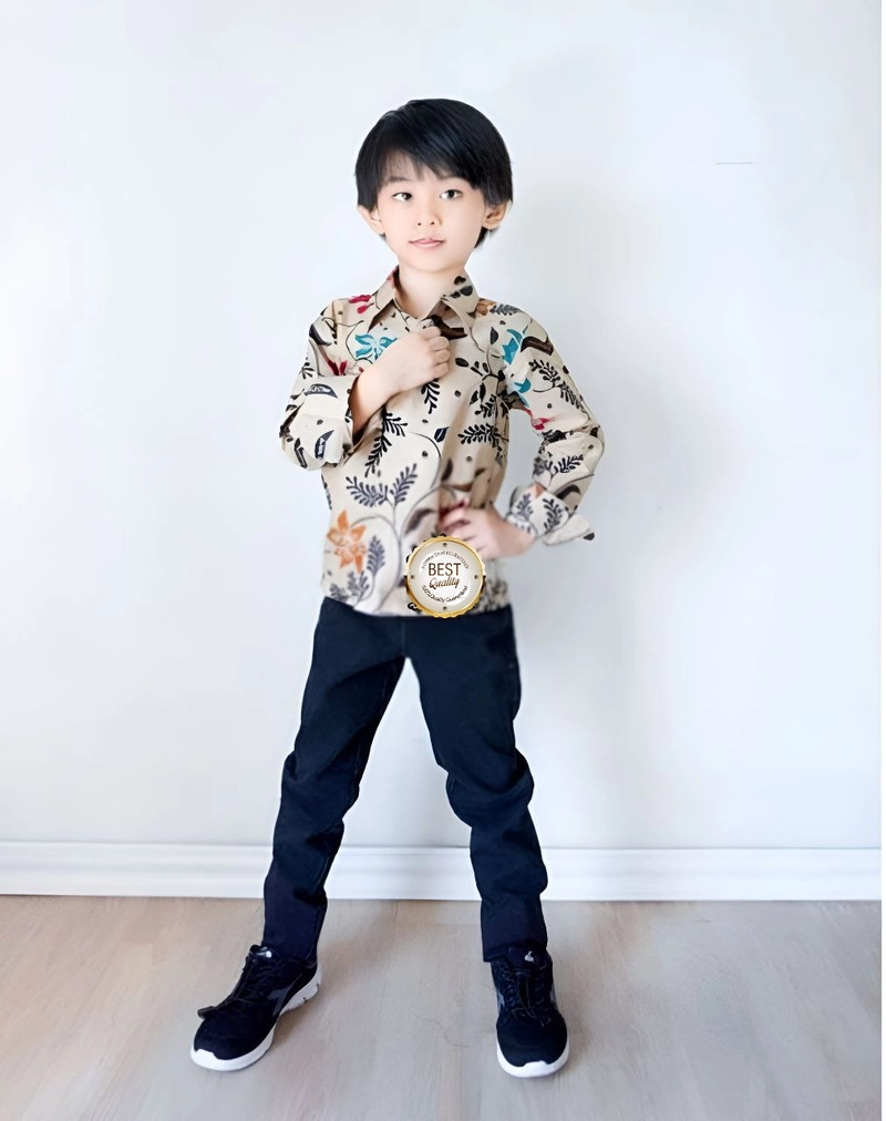 Product image Kois Batik - Kemeja Batik Anak Lengan Panjang Lucu Sekali bagus M Batik anak 1