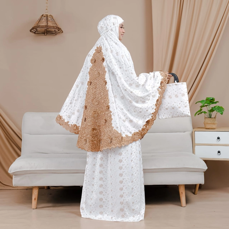 Product image Mukena Dewasa Sutra Prada Renda Punggung All Size coksu