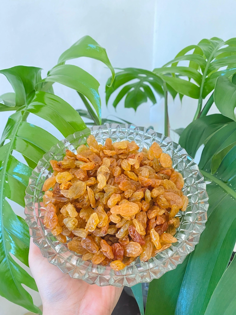 Product image Kismis Raisin Arab Kismis Mutiara Warna Kuning Manis 500g Manis