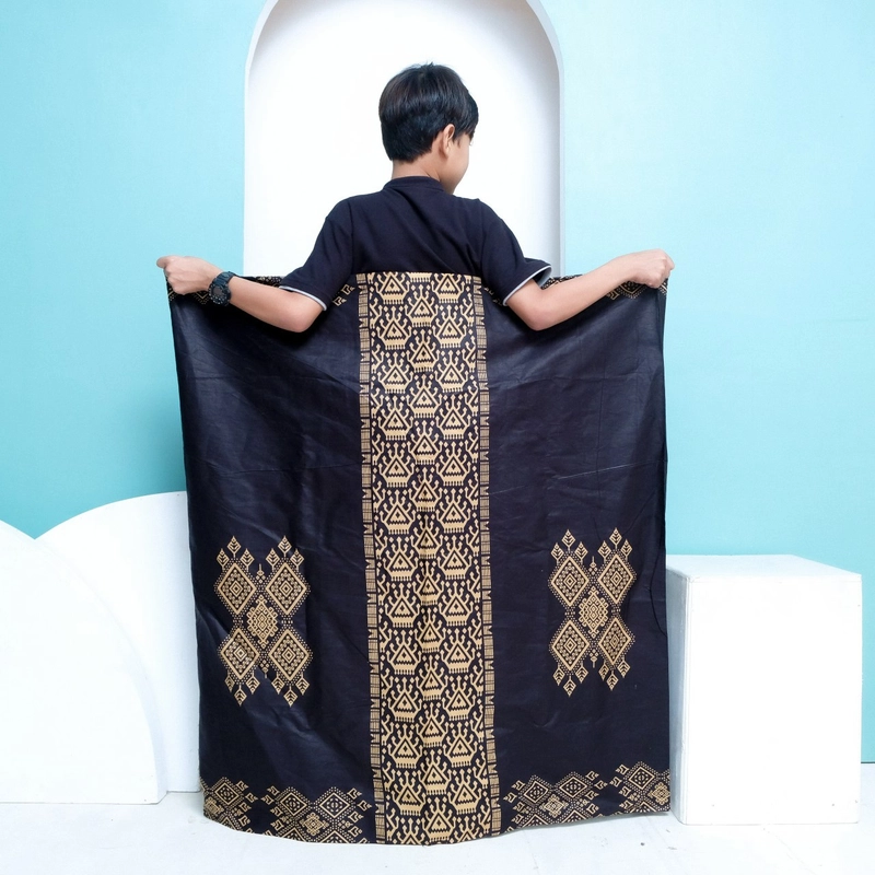 Product image Kois Batik - Sarung Batik Anak Remaja Usia 8 sampai 15 tahun Bagus Banget Sarung anak remaja Remaja 1
