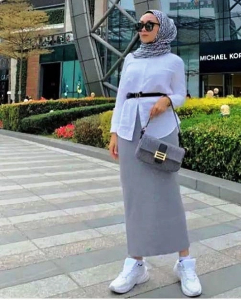Product image Rok Span Rajut ALL SIZE FIT TO L Abu Muda