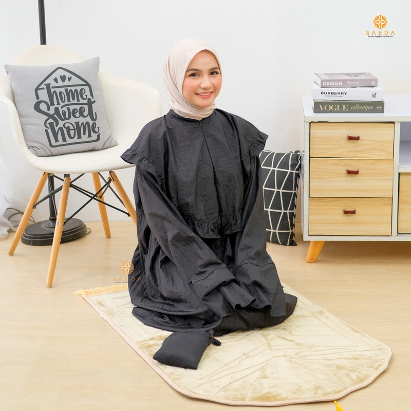 Product image Nafeesa Collection - Mukena Abaya Travel Rempel Depan L Hitam