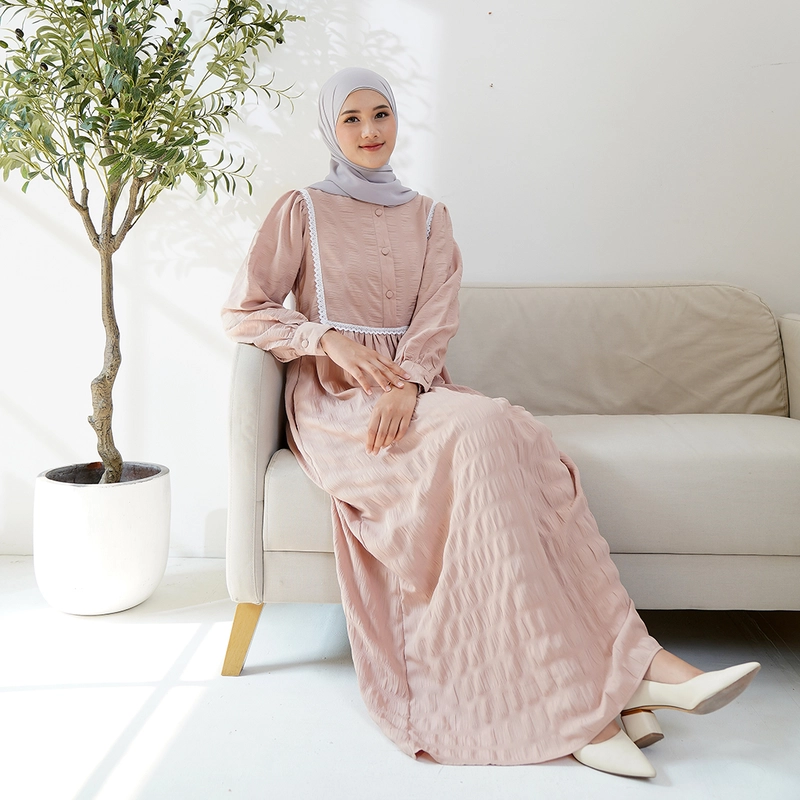 Product image Lusianasae - Lusianasae - Cotton Basic Dress Cream Muslimah Crinkle Soft Premium S CREAM