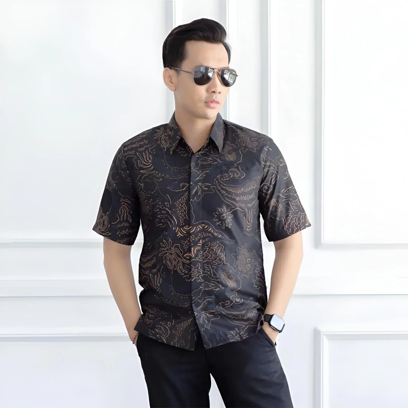 Product image Kois Batik - Hem batik pria dewasa lengan pendek motif guntuur M Hem guntuur