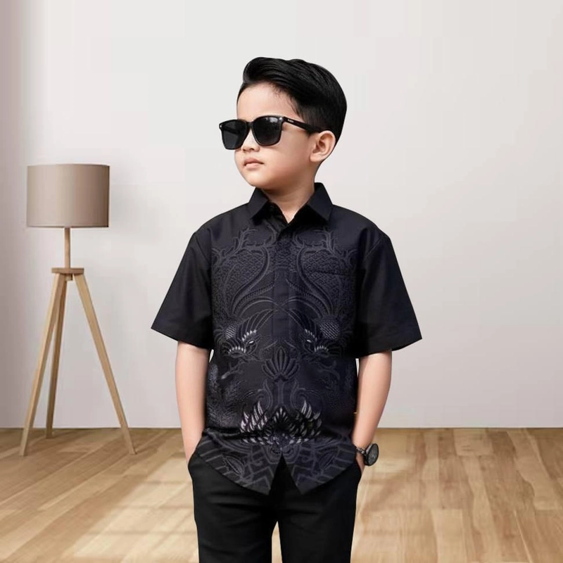 Product image Kois Batik - Batik Coupel anak pria dan wanita best seller motif pusoko hitam M Hem pusoko hitam