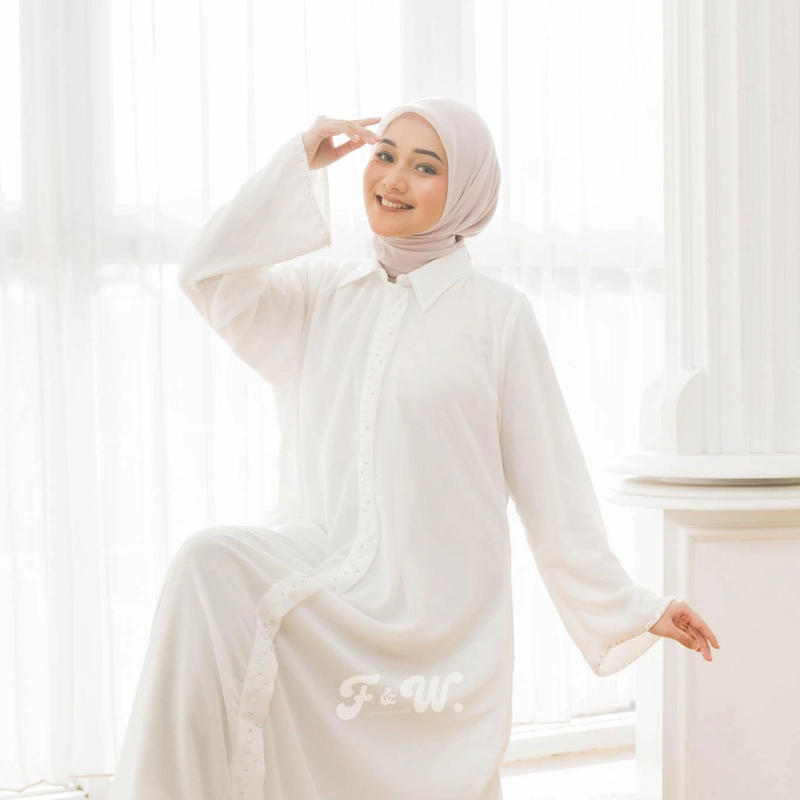 Product image Sakura Baru X FnW - Dress Zaira Babydoll Payet Polos Simple Gamis Dewasa All Size Putih