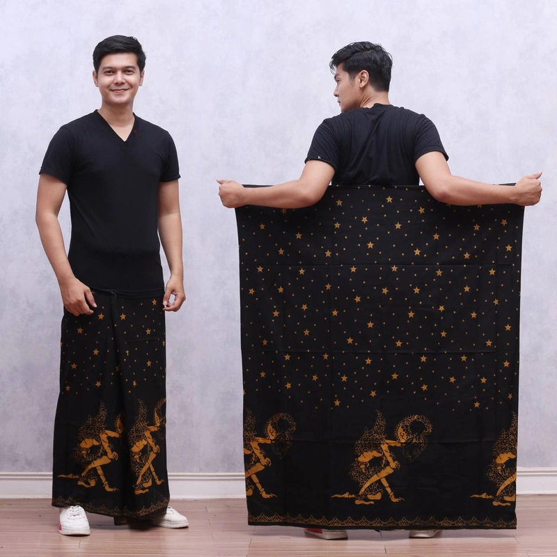 Product image Kois Batik - Sarung dewasa muslim elegan dipandang Sarung dewasa Wayang hitam
