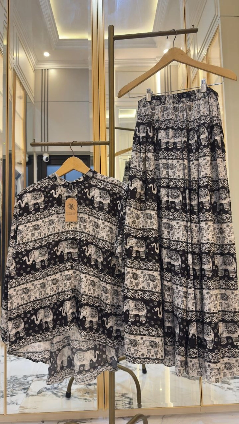 Product image Khisna collection - Oneset ruffen wiroo motif cantik wanita dewasa Allsize Ra