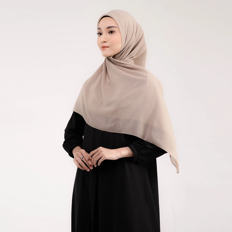 Product image Ansania Premium Scarf - Javeera Paris Japan Basiq Square - Hijab Kerudung Segiempat with Pouch All Size Light Taupe