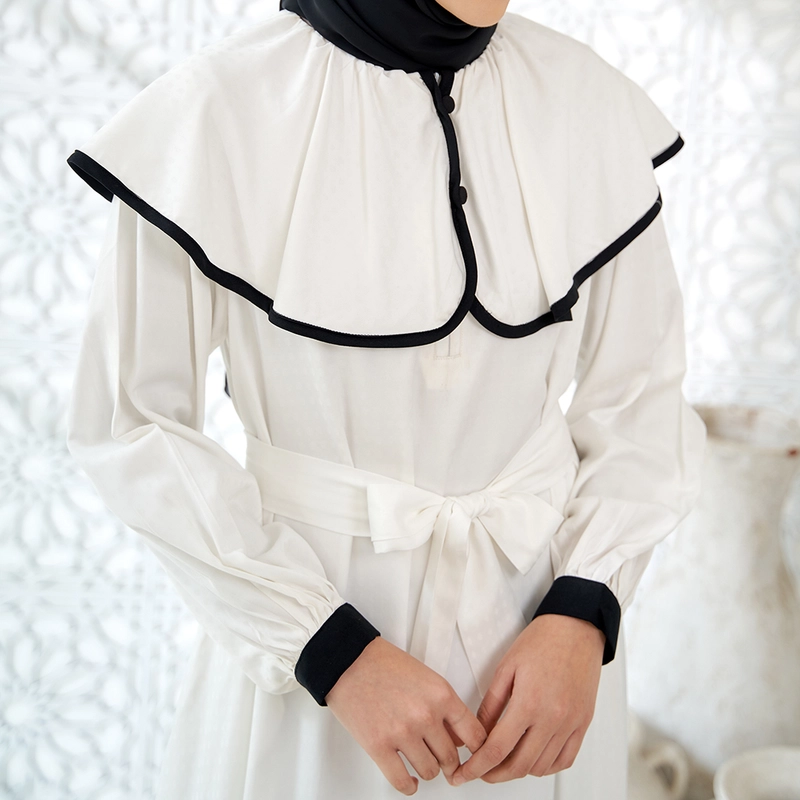 Product image Lusianasae - Arabesque Dress Busui Friendly Pantai bahan katun dolby M Broken white