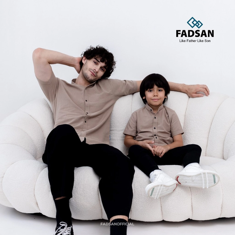 Product image FADSAN - Kemeja Couple Ayah dan Anak Lengan Pendek Polos Warna Sand - Tufy Series SIZE BAYI NO.1 TUFY SAND