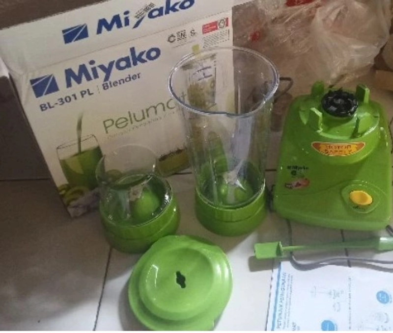 Product image Miyako - BL 301 PL Blender 301 pl green