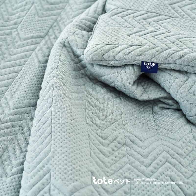 Product image Tote Bed - Tote Hana Blanket - Selimut Dewasa Tebal Bed Cover 160 x 200 Green Sage