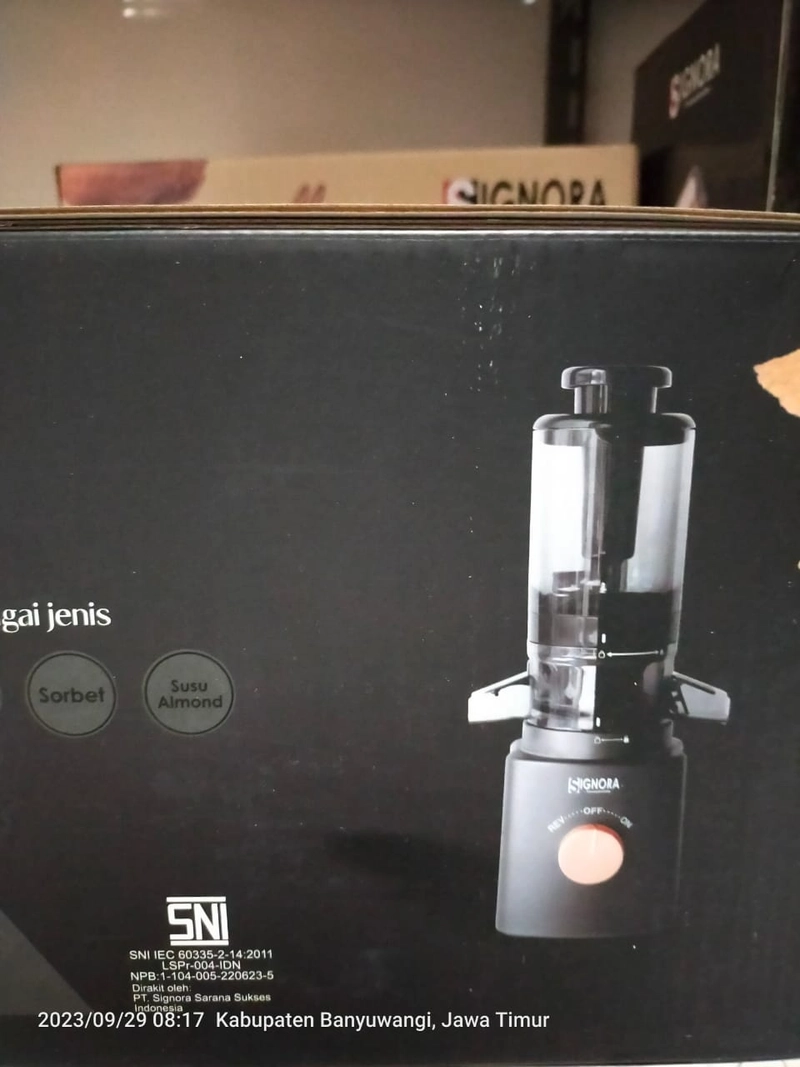 Product image Rizki Electronics - BIG HOPPER SLOW JUICER SIGNORA slow juicer hitam