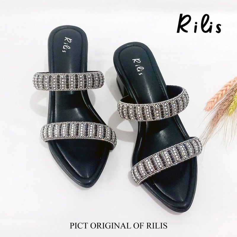 Product image Rilis - Sandal Wanita Milea Tali Permata hak 5 cm (Rilis 45) 41 Hitam